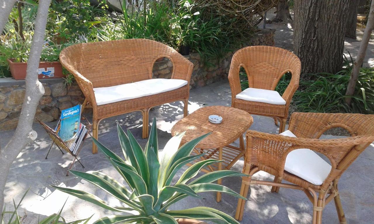 B&B Il Girasole SantʼAnna Arresi Dış mekan fotoğraf