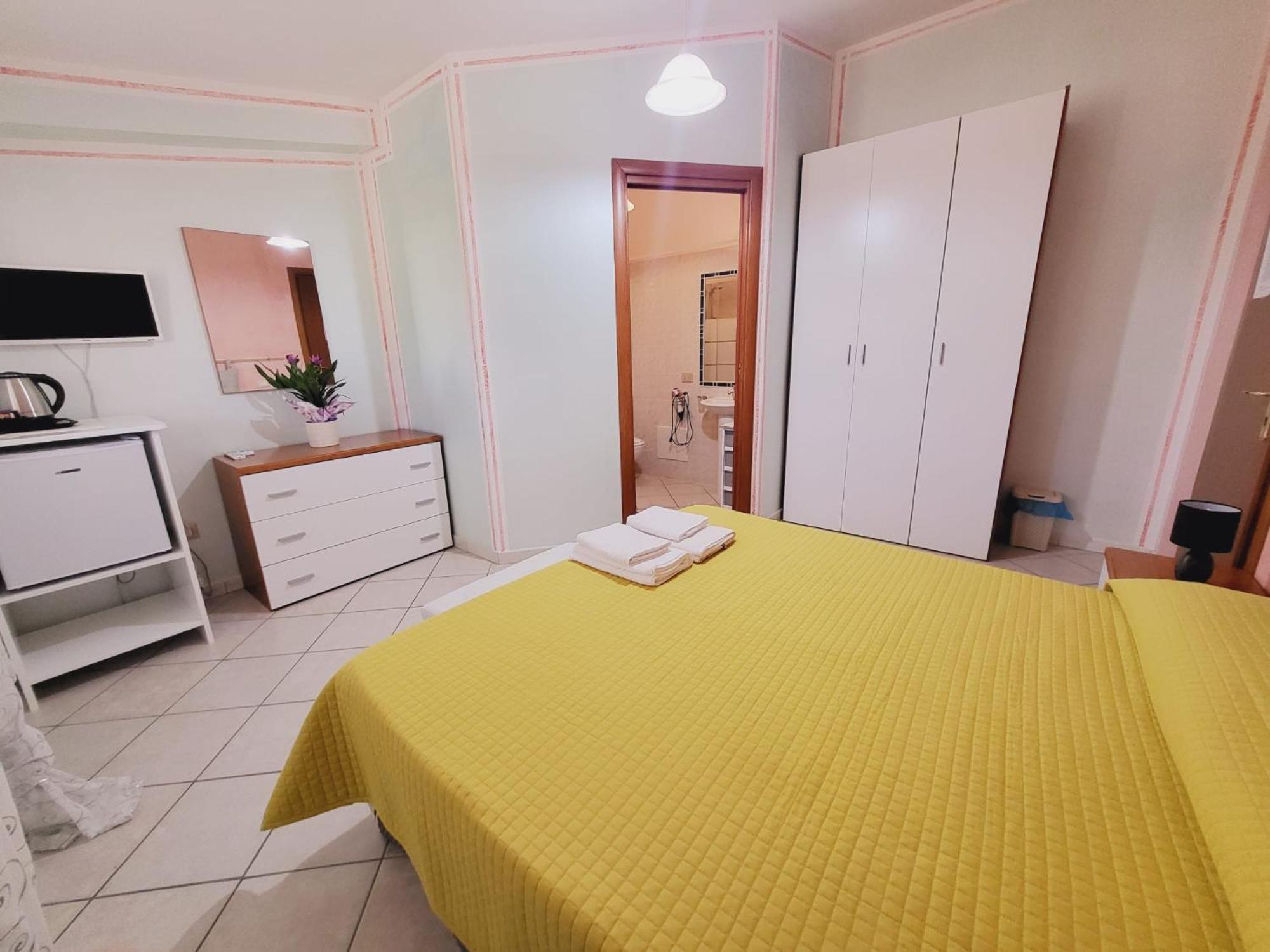 B&B Il Girasole SantʼAnna Arresi Dış mekan fotoğraf