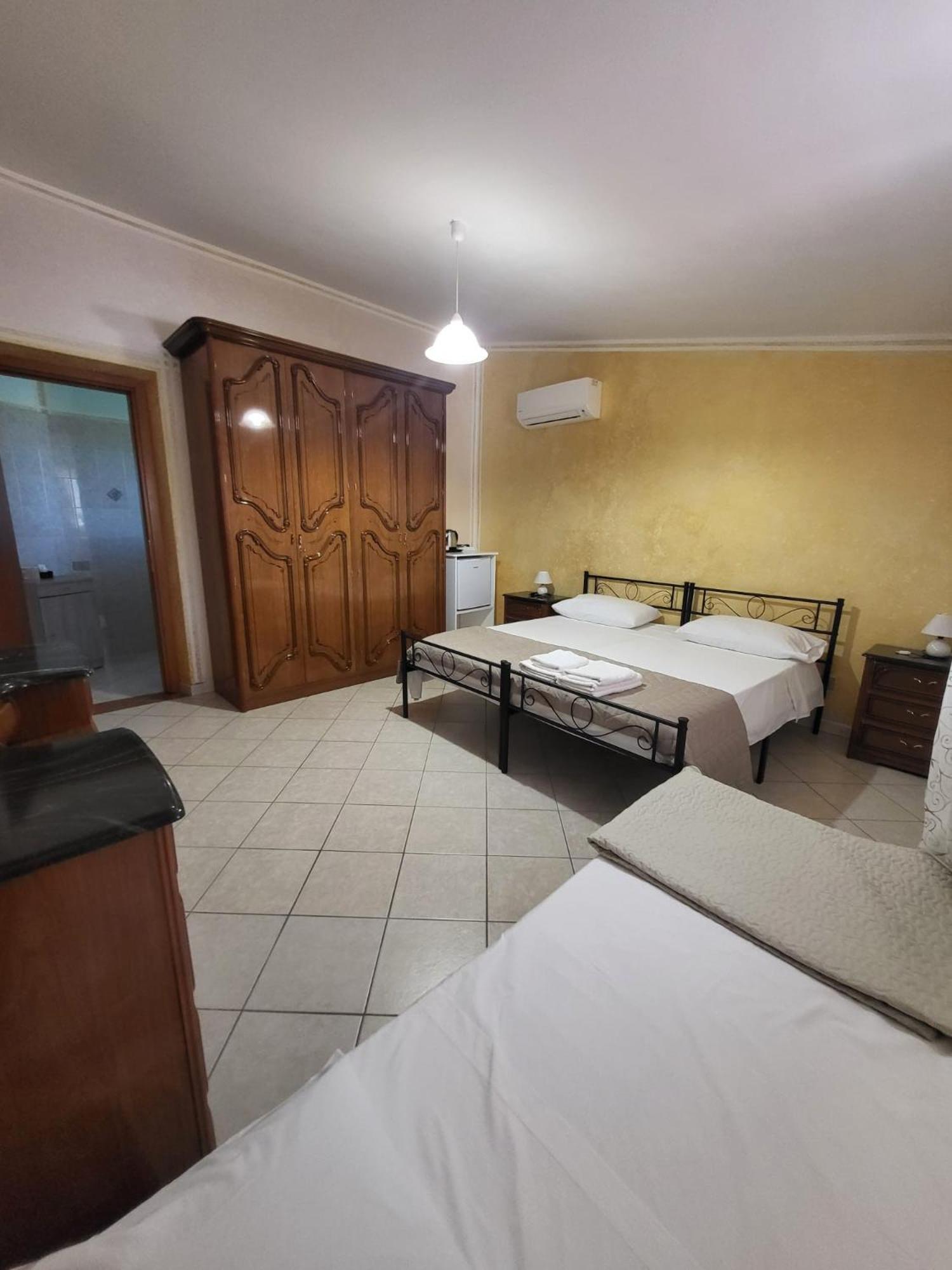 B&B Il Girasole SantʼAnna Arresi Dış mekan fotoğraf